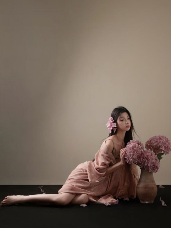 ชุดถ่ายภาพสไตล์จีนสุดหรู ชุดถ่ - Photography Young บทวิจารณ์และราคา