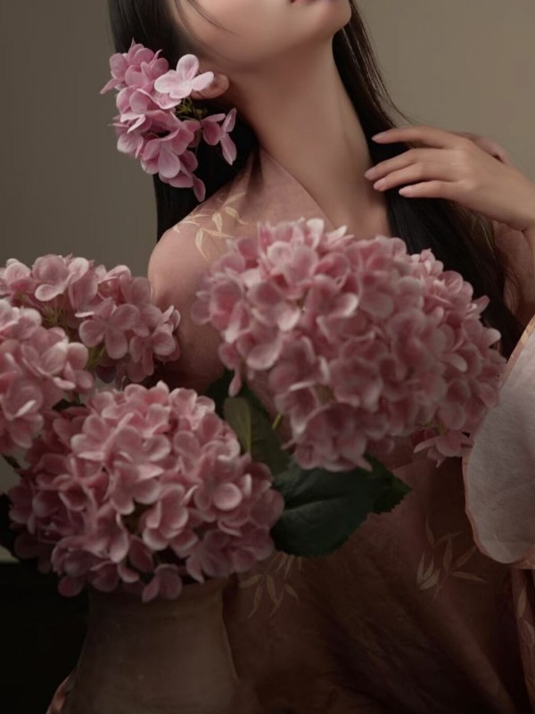 ชุดถ่ายภาพสไตล์จีนสุดหรู ชุดถ่ - Photography Young บทวิจารณ์และราคา